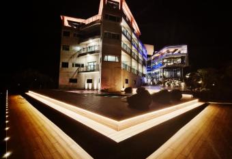 J View Hotel has Balcony rooms