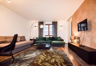 Apartament z widokiem na Wawel w centrum miasta has Balcony rooms