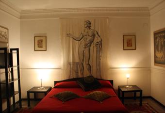 B&B degli Ottimati allows 18 year olds to book a room