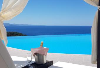 Villa Molivos Castle allows 18 year olds to book a room