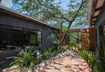 Punda Milias Lodge has Balcony rooms