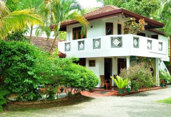 Solal Villa has Balcony rooms