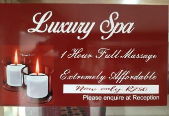 Grand Central Guesthouse has Balcony rooms