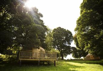 Rock Farm Slane - Glamping allows 18 year olds to book a room