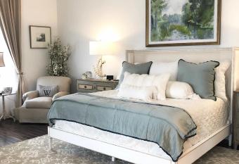 The William Boerne has Balcony rooms