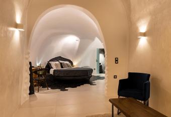 Daydream Luxury Suites allows 18 year olds to book a room