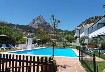 Villa Tur  stica de Grazalema has Balcony rooms