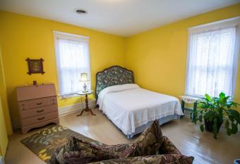 The Dailey Renewal Retreat B & B allows 18 year olds to book a room