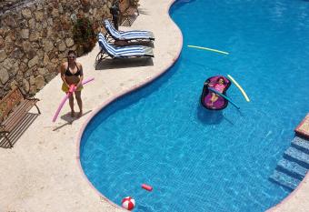 Villa Costa Chica Comodisimo piscina gigante jardines has Balcony rooms