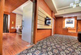 Best Western Summerlea jalandhar has Balcony rooms