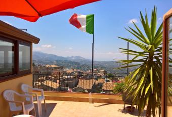 B&b La Giara has Balcony rooms