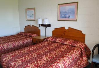 Sea Gypsy Inn has Smoking/Balcony rooms