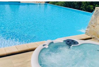 Green Park Hotel & Residence has Balcony rooms