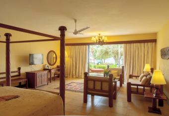 Baobab Beach Resort & Spa allows 18 year olds to book a room