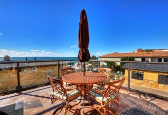 Villa Teatro has Balcony rooms