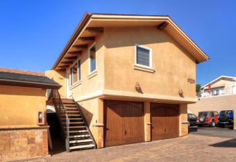 Villa D'Arte has Balcony rooms