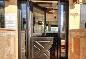 Villa Palazzo D'Stella has Balcony rooms