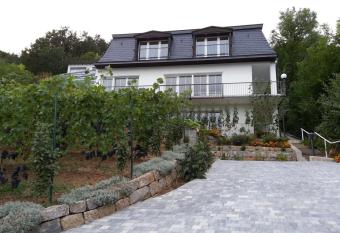 Idyllisches Wohnen Weinberg has Balcony rooms