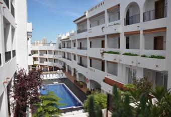 Hotel Puerto Mar has Balcony rooms