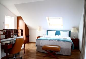   r  dka Boutique Hotel has Balcony rooms