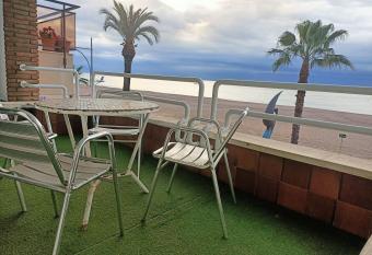 Piso Jover has Balcony rooms