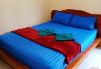 Lanta Orange House allows 18 year olds to book a room