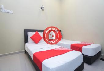 OYO 1180 Village View Motel allows 18 year olds to book a room