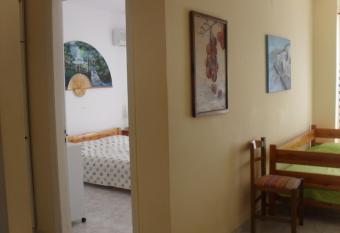 Mitseas Apartments has Balcony rooms