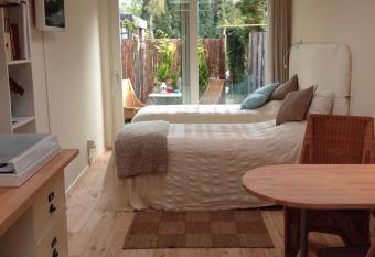 BBBoekelo appartement has Balcony rooms