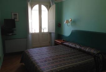 Hotel San Genesio has Balcony rooms