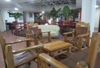 Hotel Nuevo Tio allows 18 year olds to book a room