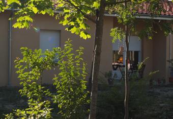 Le Rouge-gorge du Pescofi allows 18 year olds to book a room