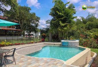 Finca La Colmena De Don Juaco has Balcony rooms