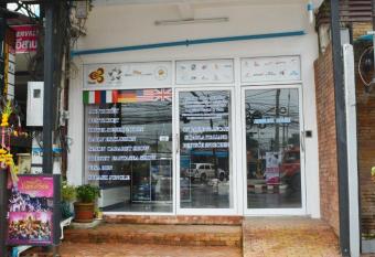 Angelina Guesthouse allows 18 year olds to book a room