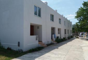 Novyi Zamok Guest House has Balcony rooms