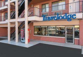 Travelodge by Wyndham Reno Downtown allows 18 year olds to book a room