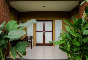 The Janan Villa has Balcony rooms