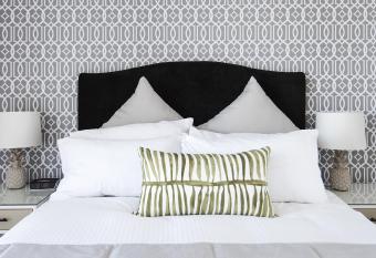 Riviera Mackay allows 18 year olds to book a room