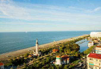 Golden Apartment has rooms with a private hot tub