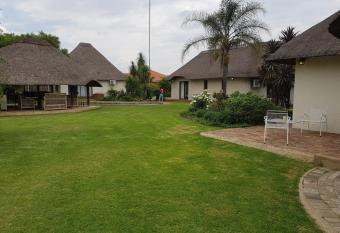 12 On Vaal Drive Guesthouse allows 18 year olds to book a room