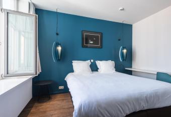 Zakske13 - Design Boutique B&B in Bruges city centre allows 18 year olds to book a room