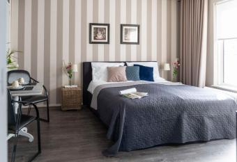 Suite 16 allows 18 year olds to book a room