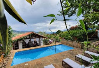 Casa Barichara Boutique allows 18 year olds to book a room