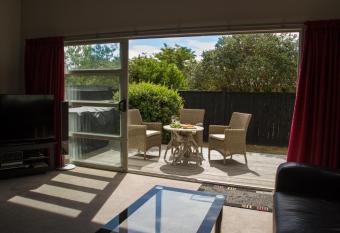 TWO FOUR COLOGNE has Balcony rooms