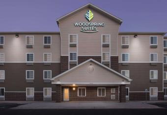 WoodSpring Suites San Angelo allows 18 year olds to book a room