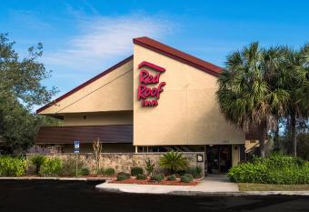 Red Roof Inn Jacksonville - Orange Park has Smoking rooms