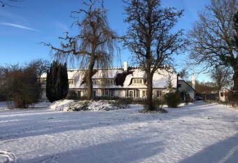 Rane Ladegaard has Balcony rooms