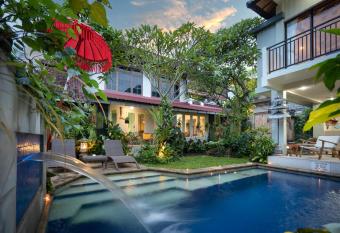 Angel House Ubud allows 18 year olds to book a room