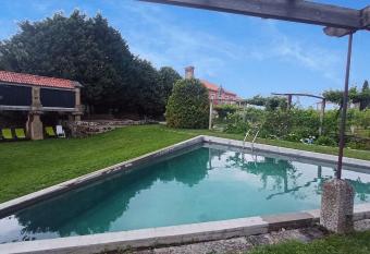 Casa de Santa B  rbara - Cinf  es allows 18 year olds to book a room