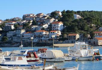 Apartments Makjani   has Balcony rooms